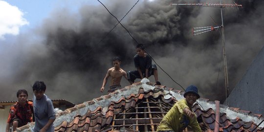 Pembakaran Sampah Jadi Salah Satu Penyebab Kebakaran di Jakarta