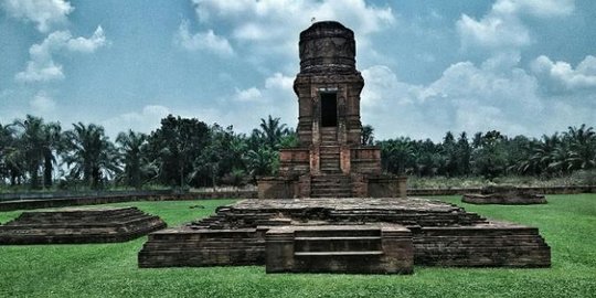 Mengunjungi Candi Bahal, Satu-satunya Jejak Peninggalan Kerajaan Sriwijaya di Sumut