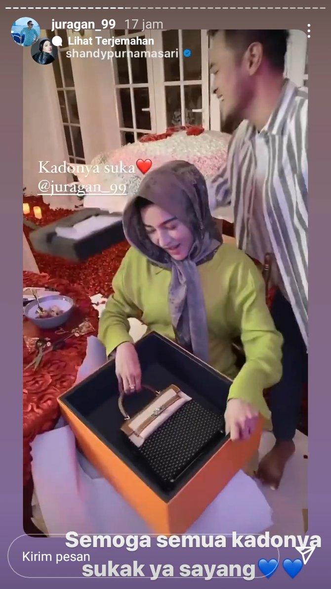 penampakan hadiah tas dari crazy rich malang buat istri