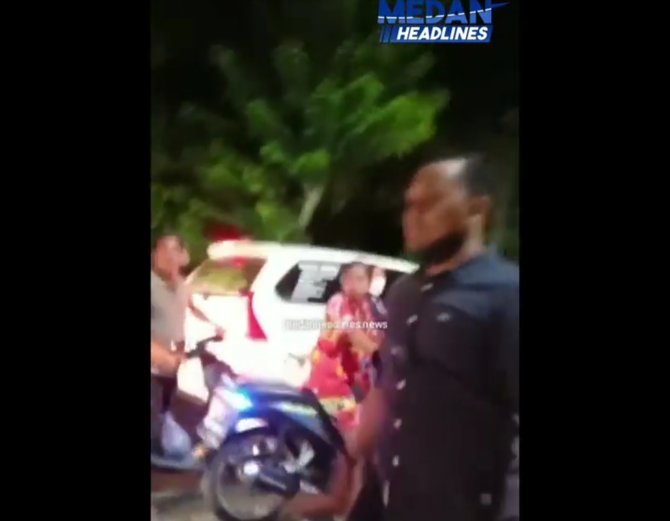 pengendara motor di medan aniaya pria usai tabrak mobilnya begini kronologinya