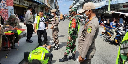 Periode September 2021, Satpol PP Jakbar Raup Rp22,9 Juta dari Denda Langgar Prokes