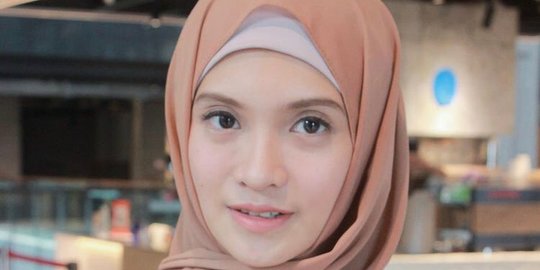 Bikin Pangling, Ini 4 Potret Vinessa Inez 'Kisah Nyata Spesial' dalam Balutan Hijab