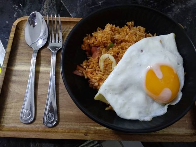 10 resep nasi goreng seafood lezat dan praktis cocok untuk menu makan malam