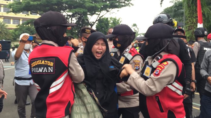 demo mahasiswa di tangerang berujung ricuh