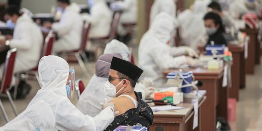 3,3 Miliar Penduduk Bumi Sudah Disuntik Vaksin Covid-19