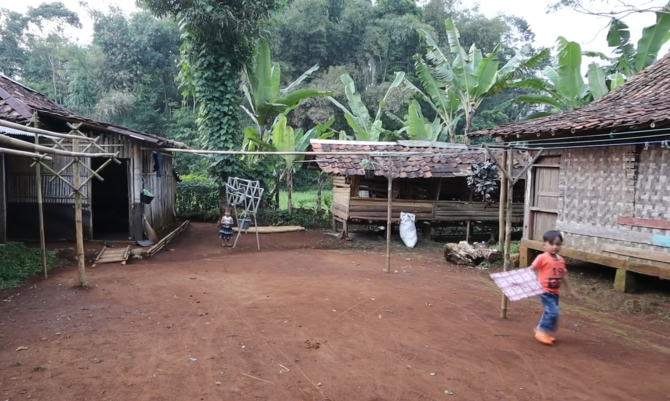 pesona kampung parabon campaka cianjur