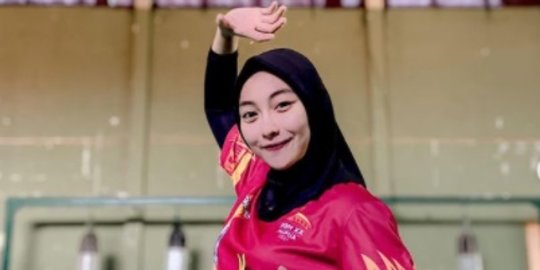 Hebat dan Bikin Bangga, Lagi Hamil Wanita Cantik Ini Berhasil Raih Medali di PON