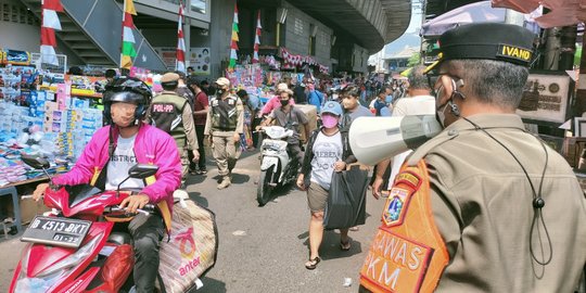 Bangun Citra Humanis, Satpol PP DKI Diminta Beli Dagangan UMKM Tiap Jumat