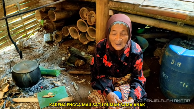 keluarga mak eyoh dan abah padma di majalengka