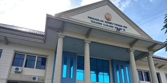 PN Tanjungkarang Gelar Sidang Perdana 3 Pelaku Pengeroyokan Nakes