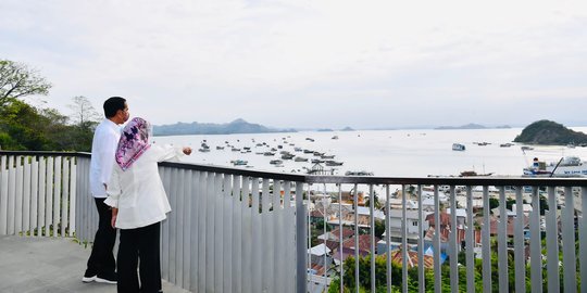 Jokowi Resmikan Penataan Sejumlah Kawasan Di Puncak Waringin Labuan Bajo Merdeka Com<script async src=