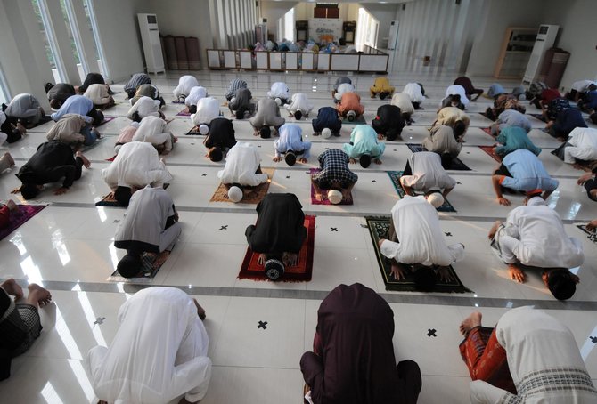 pelaksanaan salat iduladha dengan prokes