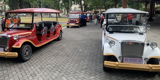 Mau Berwisata Pakai Mobil Listrik di Solo? Cukup Rogoh Kocek Rp20 Ribu