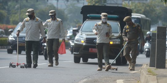 Operasi Ranjau Paku di Jalanan Ibu Kota