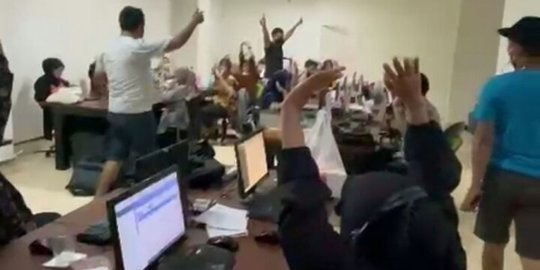 Gerebek Kantor Penagih Pinjol, Polisi Tangkap 86 Orang di Sleman