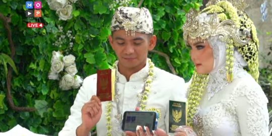 Penuh Kebahagiaan, Ini 5 Momen Akad Nikah Ridho DA dan Syifa