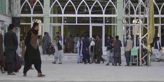 ISIS Kembali Serang Masjid Syiah di Afghanistan, 47 Jemaah Salat Jumat Tewas