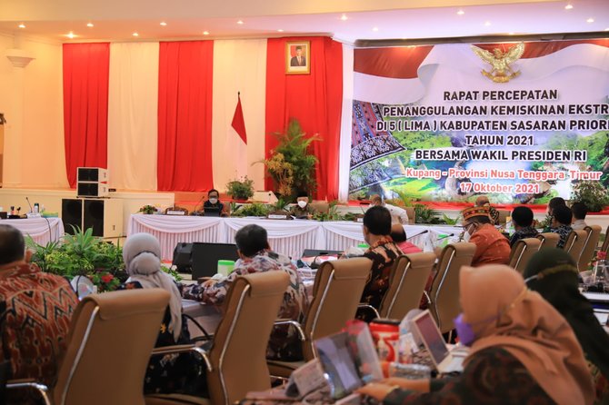 menaker ida hadiri rakor percepatan penanggulangan kemiskinan ekstrem di ntt