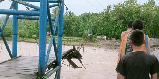 Banjir Bandang Terjang OKU, 140 Rumah Terendam dan 2 Jembatan Putus