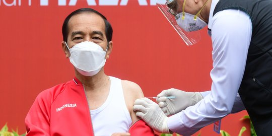 Jokowi Minta Vaksinasi Booster Covid-19 Dilakukan Tahun 2022