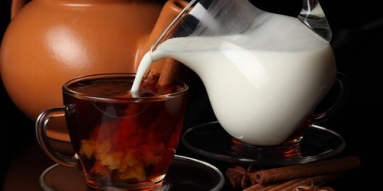 8 Resep Minuman Hangat dari Teh dan Susu, Cocok Disajikan Saat Musim Hujan Tiba