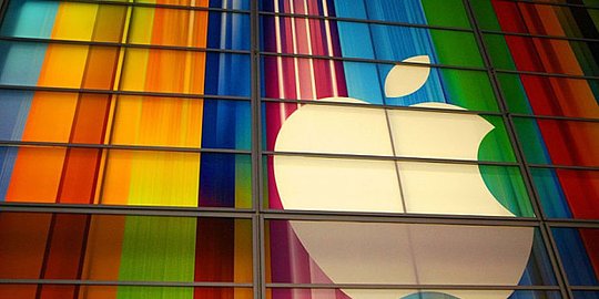 Apple Pecat Seorang Manager Pelopor Gerakan Anti Diskriminasi