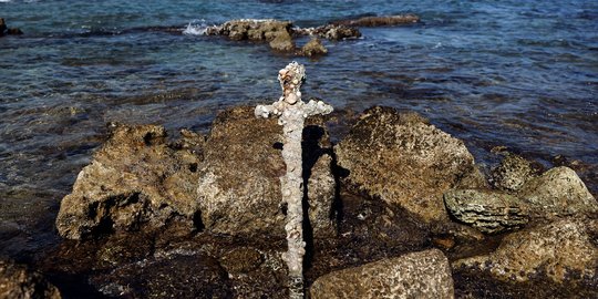 Wujud Pedang Tentara Salib Berusia 900 Tahun yang Ditemukan di Israel