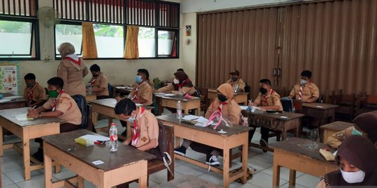 Jakarta PPKM Level 2, Sekolah Ikut PTM Terbatas akan Ditambah