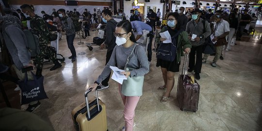 PKB Protes Kebijakan Naik Pesawat Wajib Tes PCR Meski Sudah Divaksinasi Dua Kali