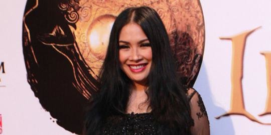 Kini Diva Indonesia, Titi DJ Kenang Perjalanan Karier Pernah Ikut Miss World Ilegal