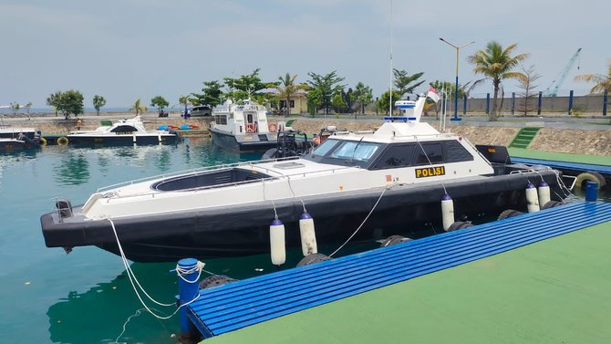 kapal pemburu cepat polda banten