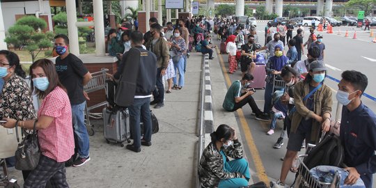Catat, Hari Ini Penumpang di Bandara Soekarno-Hatta Wajib Bawa Hasil Negatif Tes PCR