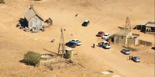 Lokasi Insiden Tragis Saat Aktor Alec Baldwin Tembak Kru