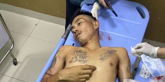 Pemuda Tanpa Identitas Tewas Bersimbah Darah di Depan Kafe di Makassar