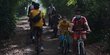 Bersepeda dengan Nuansa Alam di Perkampungan Tangerang Selatan