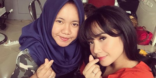 Tak Banyak Tahu, Ini Perlakuan Nagita ke Lala Pengasuh Rafathar yang Banjir Pujian