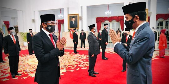 Survei Poltracking: Mayoritas Publik Inginkan Jokowi Ganti Beberapa Menteri