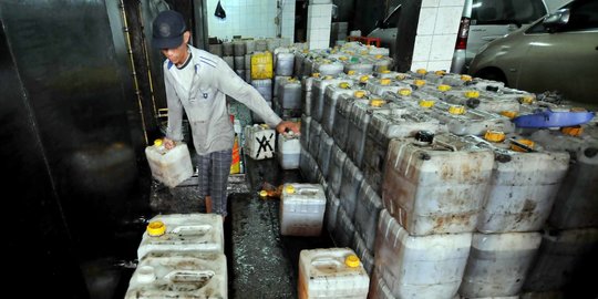 Harga Minyak Goreng Curah Merangkak Naik