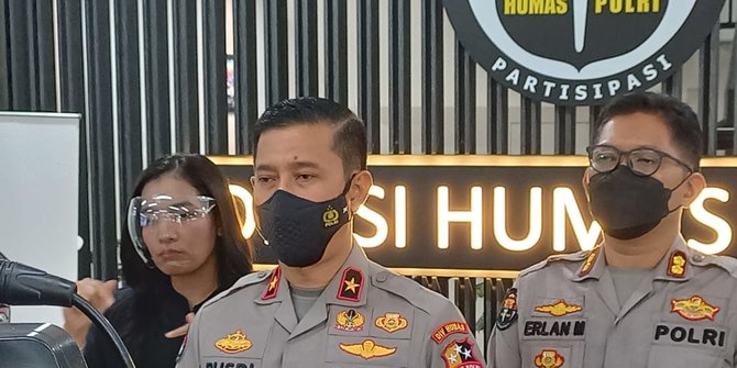 Polri Buka Saluran Pengaduan Penanganan Pinjol Ilegal | Merdeka.com