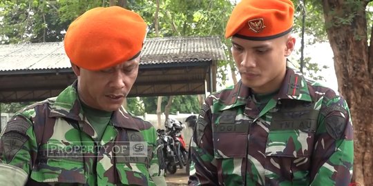 Randy Pangalila Gagah dan Berwibawa Saat Mengenakan Seragam TNI AU dan Mahir Menembak