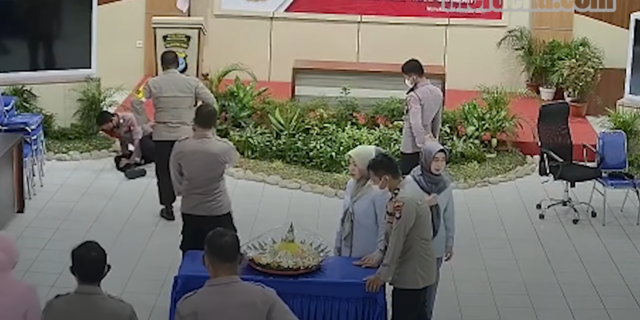 Aniaya Anak Buah Di Depan Orang Banyak Begini Nasib Kapolres Nunukan Kini Merdeka Com
