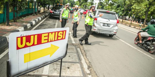 Pemprov DKI Sosialisasi Sanksi Tilang Kendaraan Tak Lolos Uji Emisi