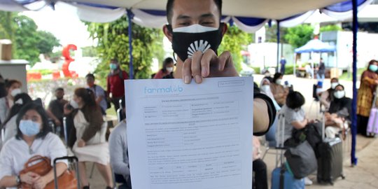 aturan penumpang pesawat wajib pcr hambat kebangkitan ekonomi