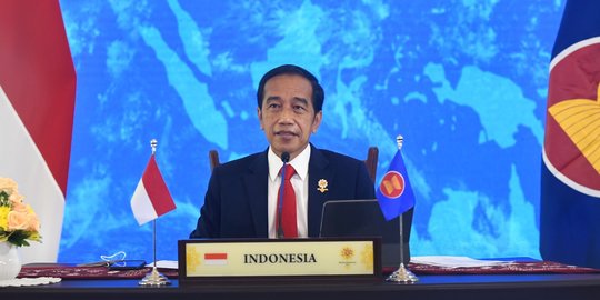 Hadiri KTT Secara Virtual, Jokowi Minta Tingkatkan Vaksinasi Penuh di ASEAN