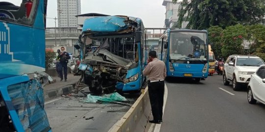 Olah TKP, Kecepatan Bus Transjakarta 55,4 Km/Jam Saat Menabrak