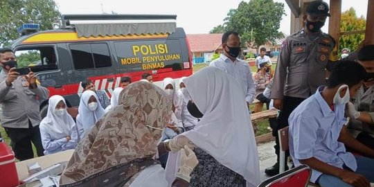 Siswa Belum Mau Vaksinasi Dipisah saat Belajar di Kelas
