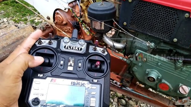 traktor dengan remote control