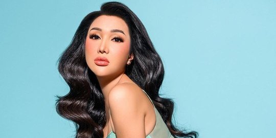 Lucinta Luna 'Bongkar' Identitas Curi Perhatian, Begini Pengakuannya