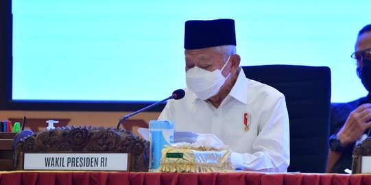 Maruf Amin Optimis Pangsa Pasar Keuangan Syariah RI Bisa Tumbuh 10 Persen