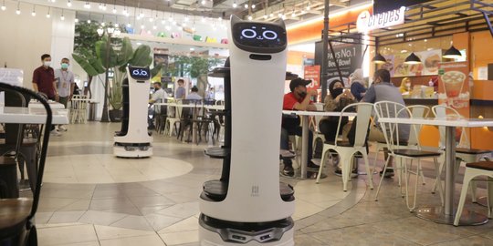 Robot Pengantar Makanan untuk Meminimalisir Sentuhan Pengunjung di Masa Pandemi